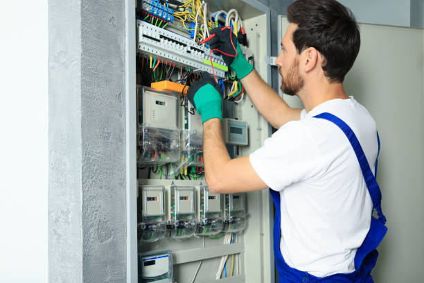 Best Affordable Emergency Electrician  in Hampshire, IL